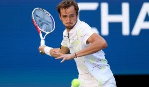 Besplatna dnevna prognoza D. MEDVEDEV - S. TSITSIPAS 11.11.2019.